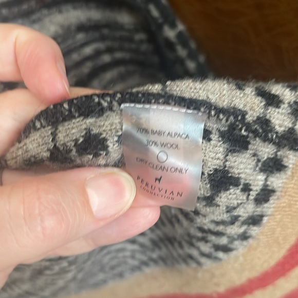 Peruvian Connection alpaca and wool cardigan sweater size small - Picture 7 of 7